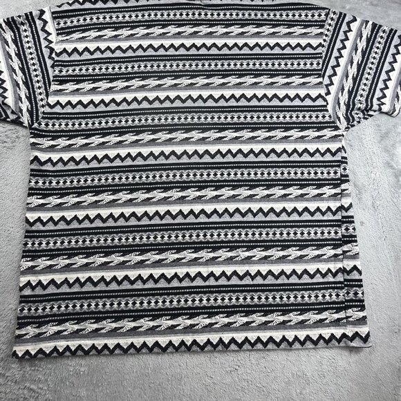 VTG Instinct Shirt Men XL AOP Aztec Diamond Stripe Surf Beach Skate USA Made Y2K - Picture 8 of 9
